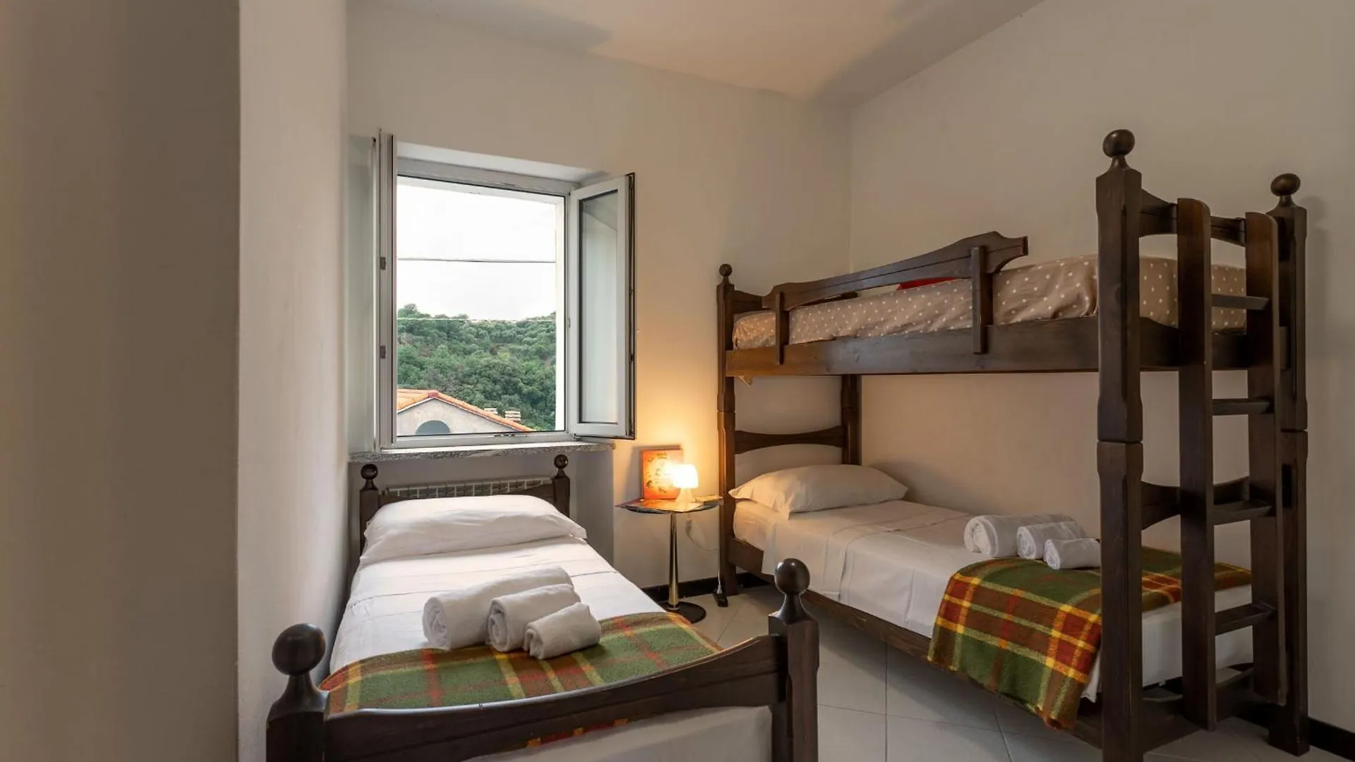 Apartment Villa Zafferano Suites - Mirto Celle Ligure