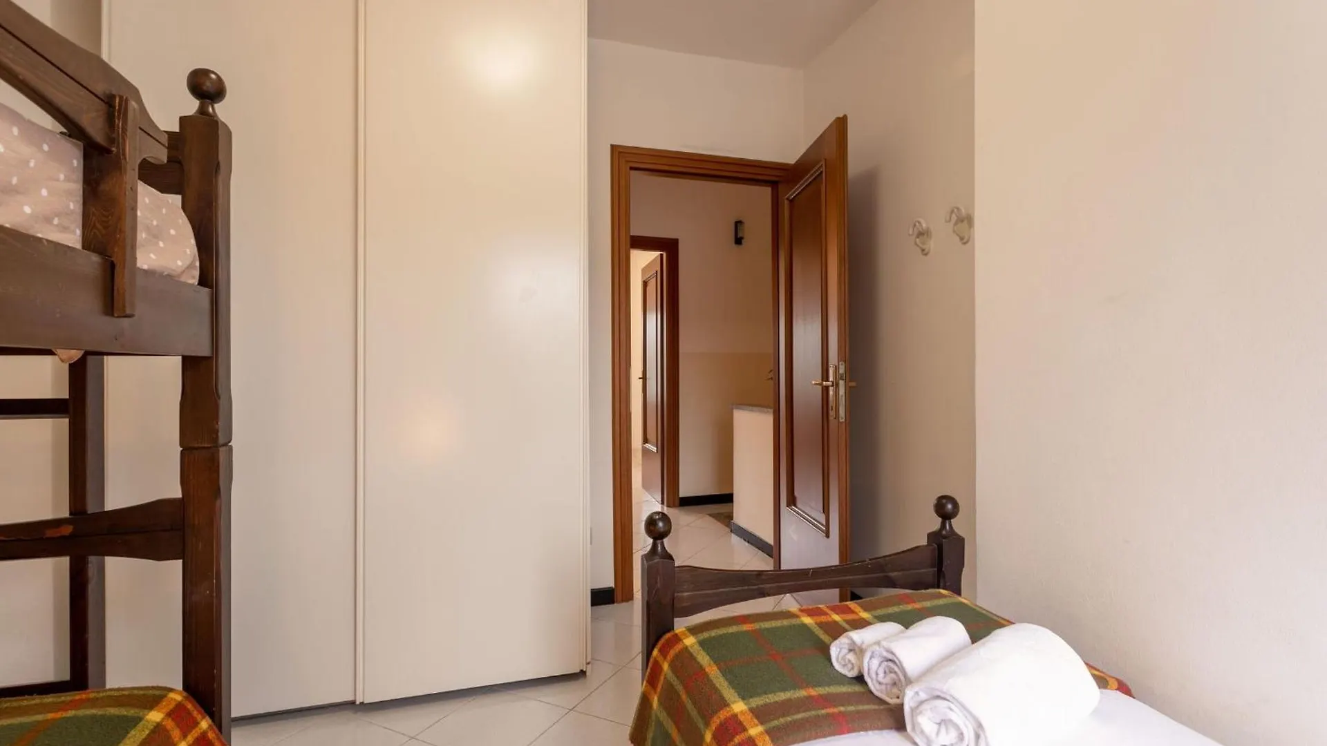 Villa Zafferano Suites - Mirto Celle Ligure 0*,